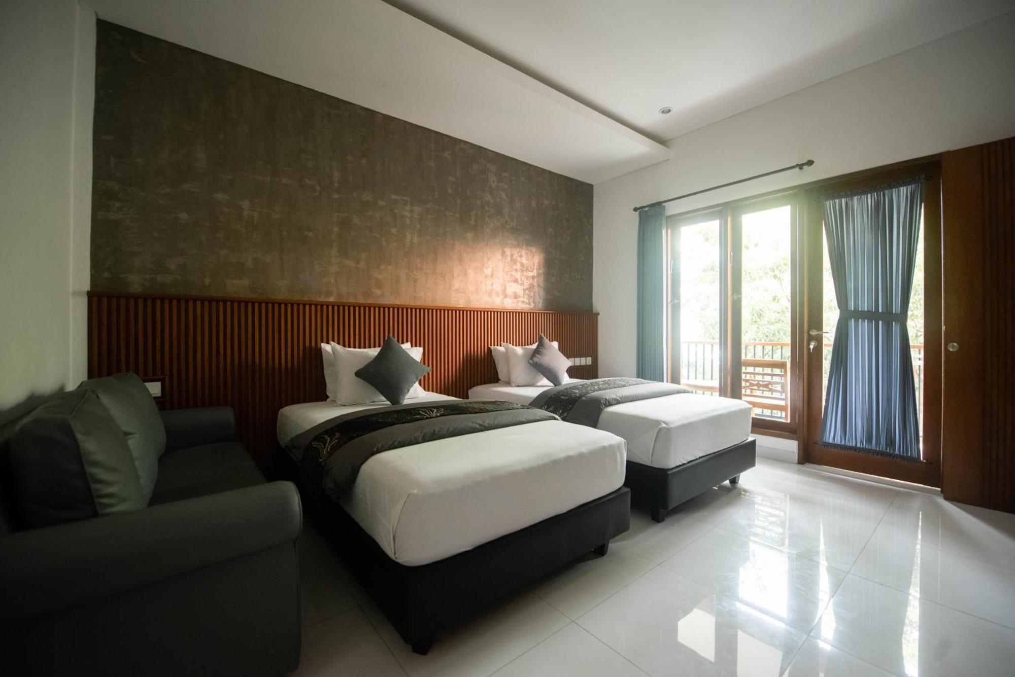 Sandat Hotel Legian Екстериор снимка
