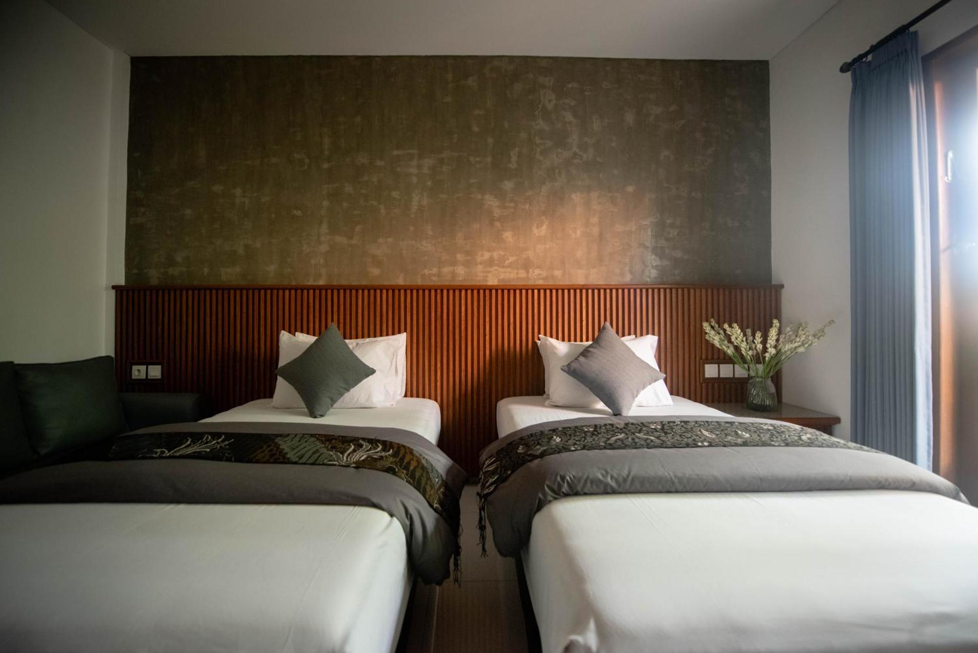 Sandat Hotel Legian Екстериор снимка