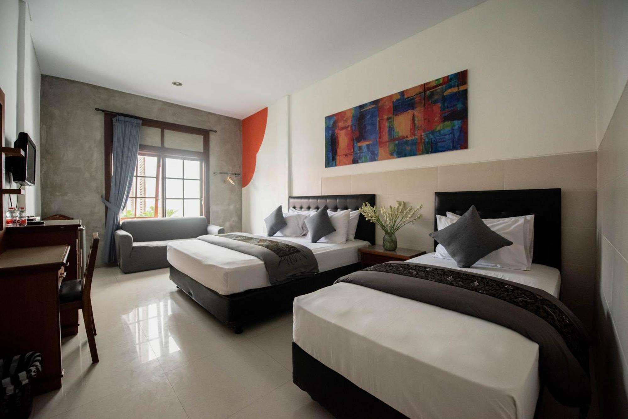 Sandat Hotel Legian Екстериор снимка